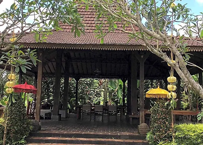 Alas Arum Lodge *